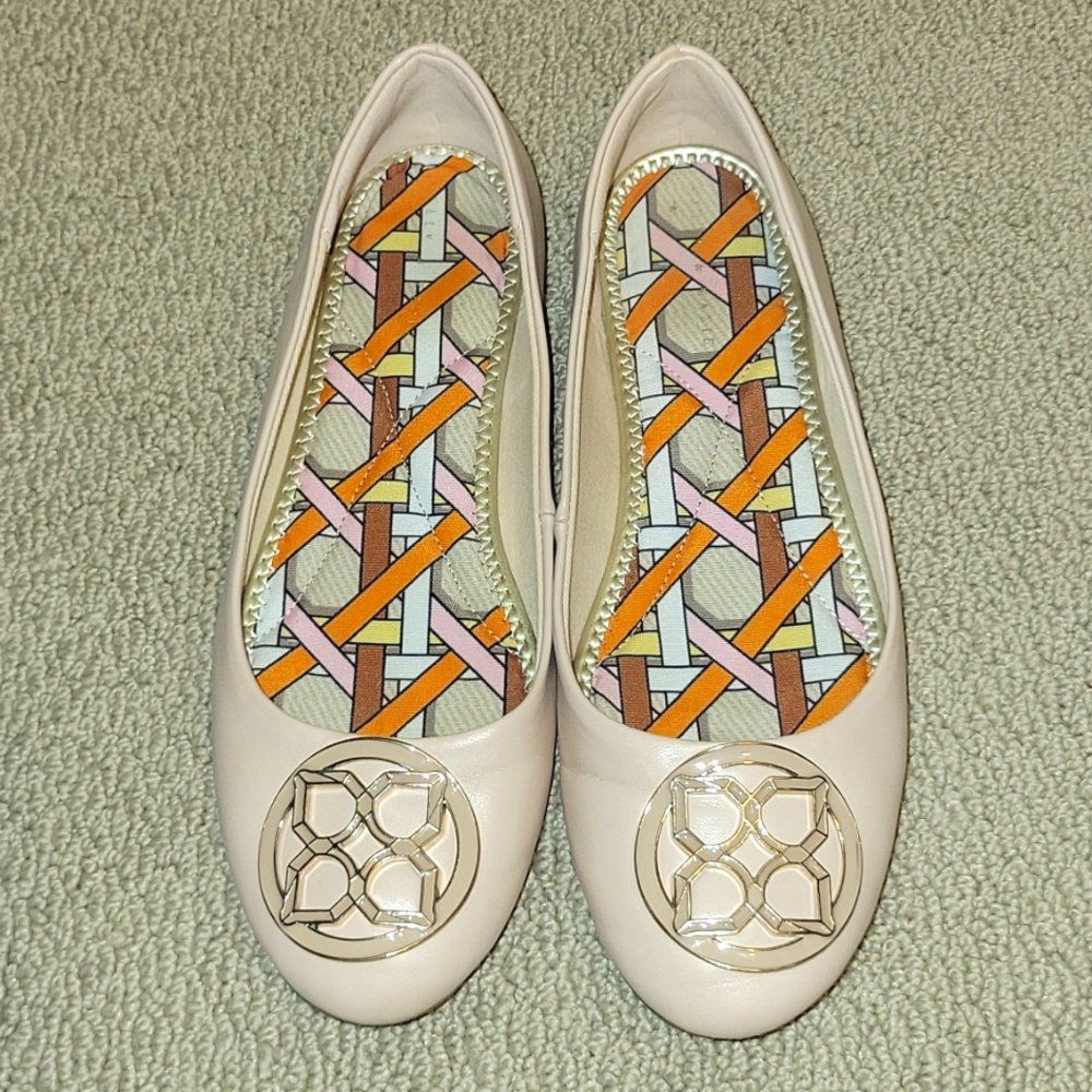 EUC Kelly and Katie Medallion Flats